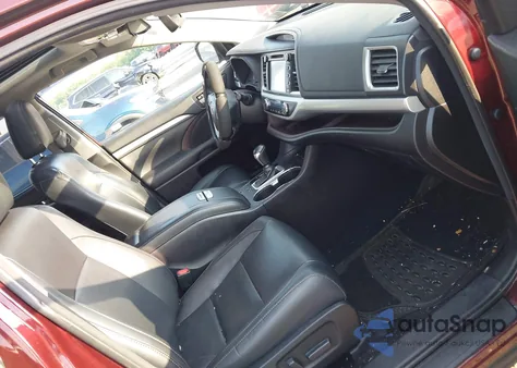 2018 Toyota Highlander Xle из США, поврежденный, VIN 5TDJZRFH4JS816767